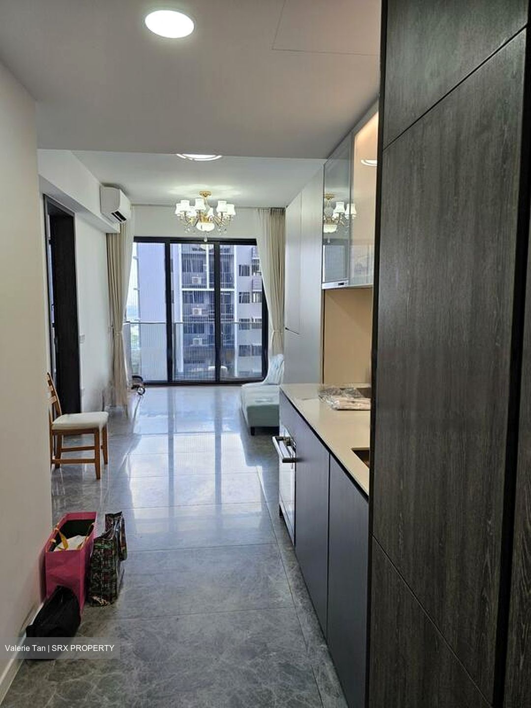 Middle Road (D7), Condominium #459138001